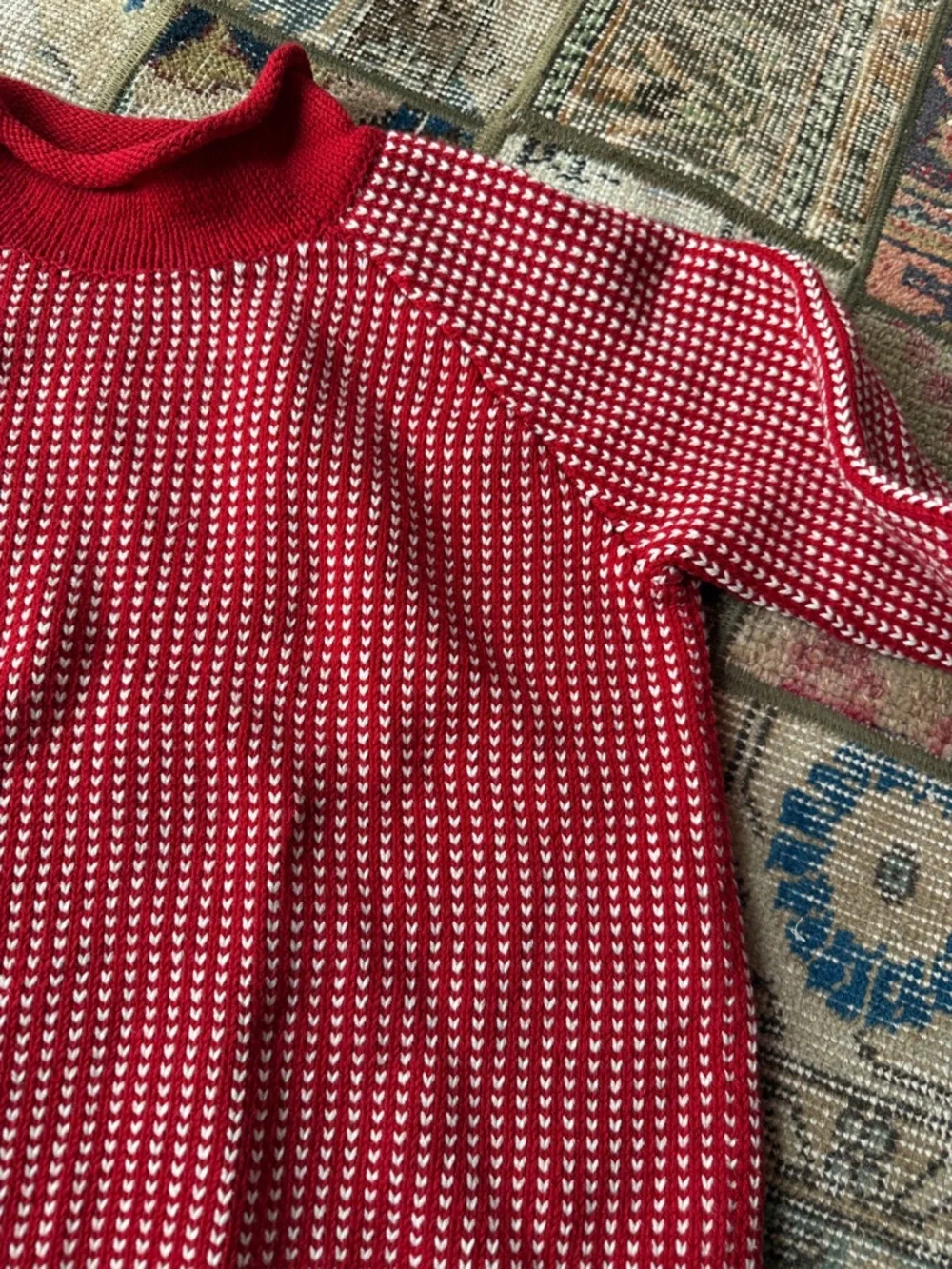 Ll Bean Signature Red & White mock neck Turtleneck Sweater - Picture 4 of 7